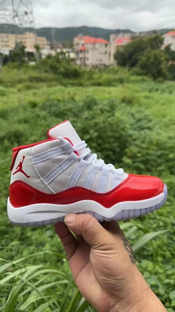 Children's sneakers