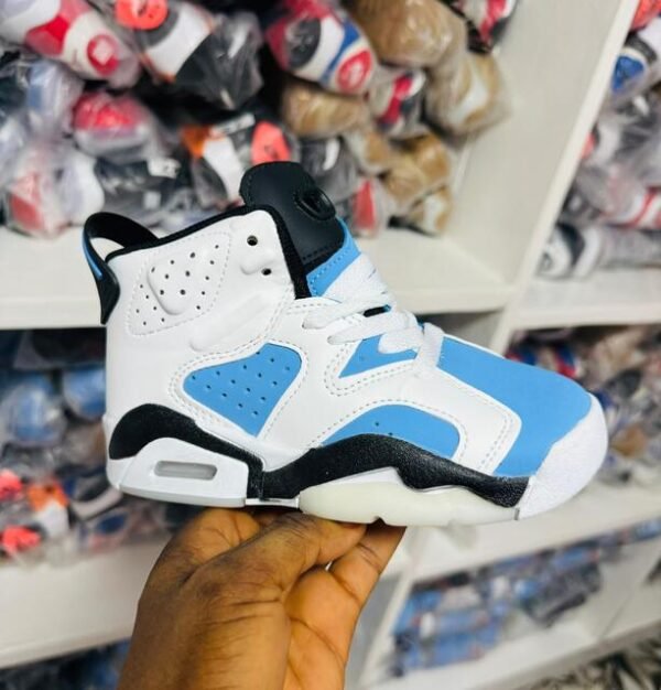 children's sneakers